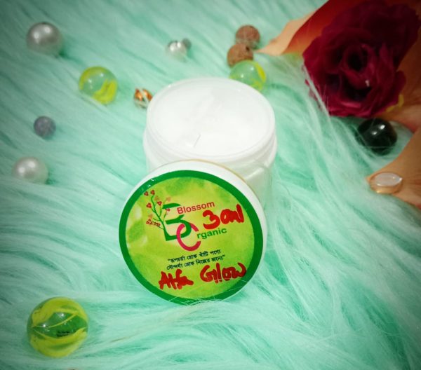 Alfa Glow Moisturizing Cream - Your Skin's Best Friend for a Healthy Glow!