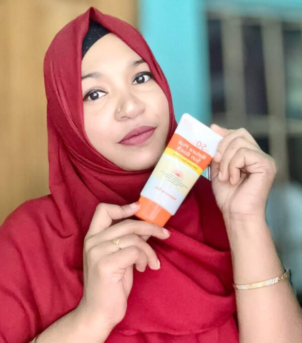 Valencia Gio's Nature Plus Collagen Sun Block Cream